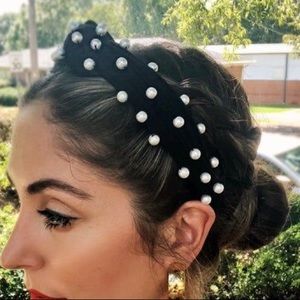 Pearl head bands